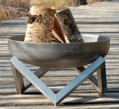 Curonian Deco 31 Inch Memel Stainless Steel Wood Burning Fire Pit
