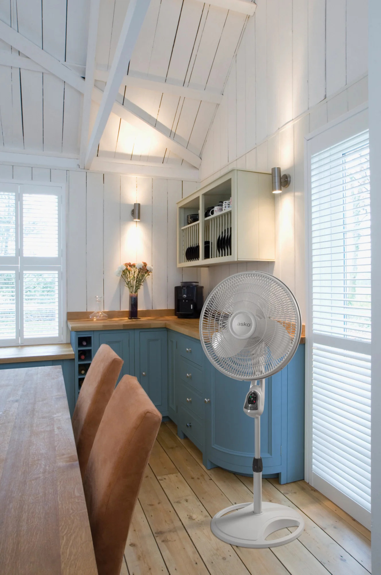 Lasko 16 Inch Pedestal Fan with Remote