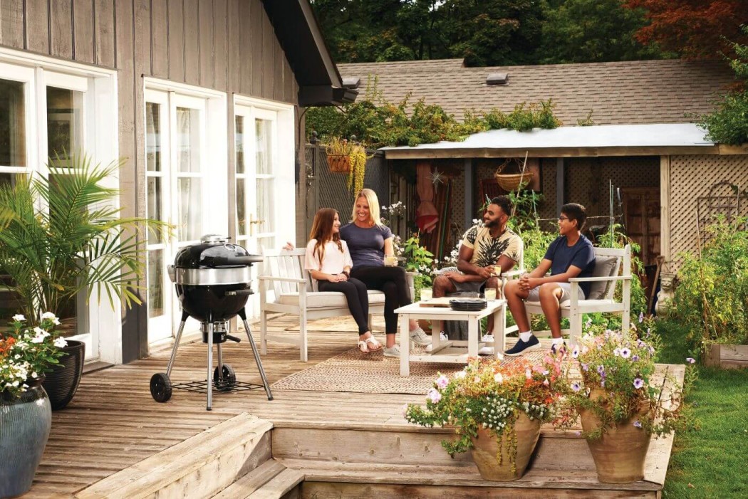 Napoleon Grills 18 Inch Black Pro Charcoal Kettle Grill