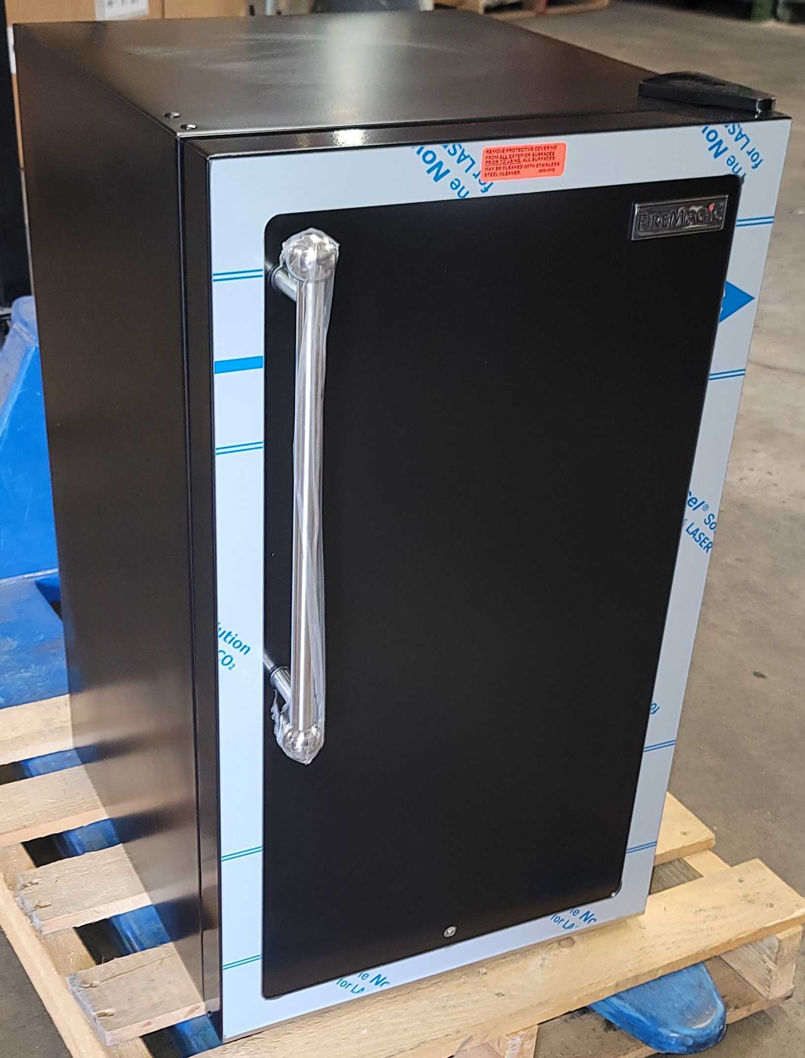 (Open Box Item) - Fire Magic Black Diamond Refrigerator with Right Hinge