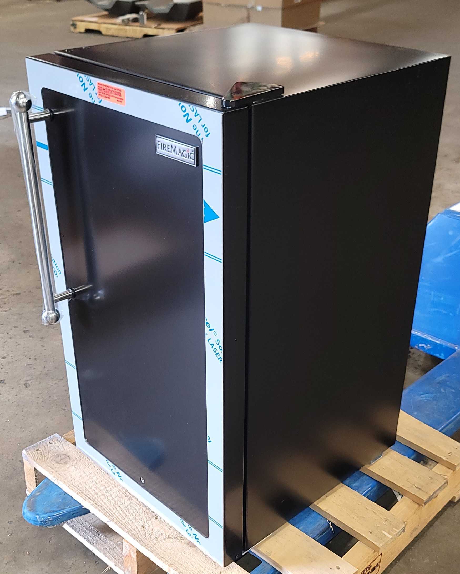 (Open Box Item) - Fire Magic Black Diamond Refrigerator with Right Hinge