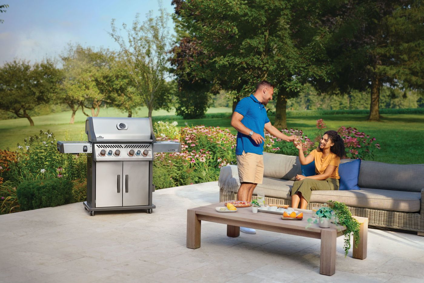 Napoleon Grills 61 Inch Rogue PRO-S 525 Gas Grill Cart