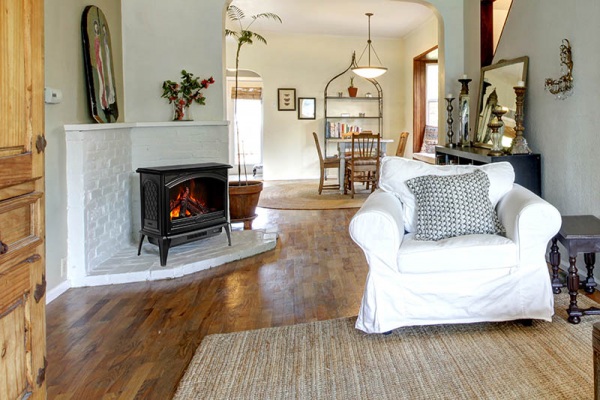 Amantii 28 Inch E70 Free-Standing Cast Iron Electric Heating Stove