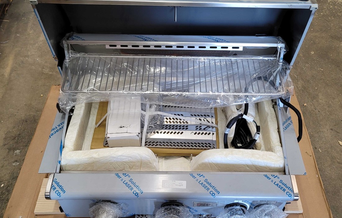 (Open Box Item) - American Outdoor Grill 30 Inch L Series Built-In Natural Gas Grill - Complete Unit