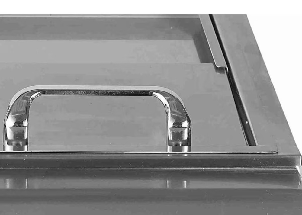 Bull Outdoors 30 Inch Stainless Steel Outdoor Kitchen Bar Center with Sink