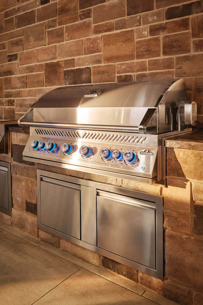 Napoleon Grills 44 Inch Stainless Steel 700 Series Built-In Gas Grill Head