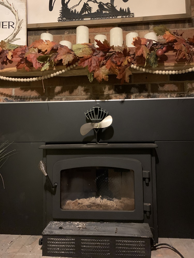 Drolet Escape 1800-I Wood Burning Fireplace Insert Kit - 25 Feet