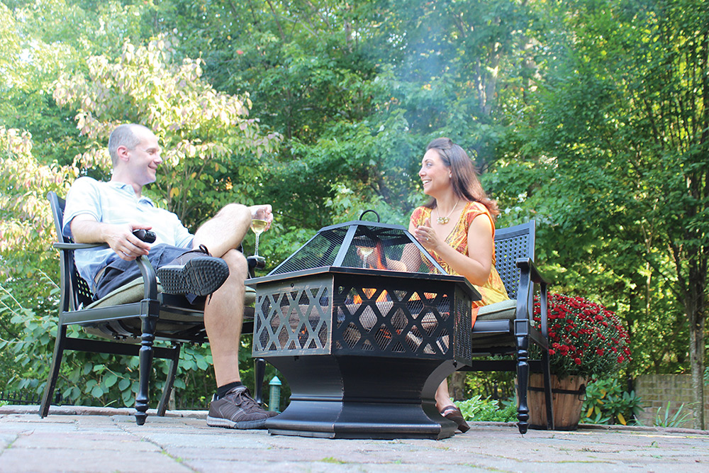 Endless Summer Oil-Rubbed Bronze Fire Pit with Lattice Design