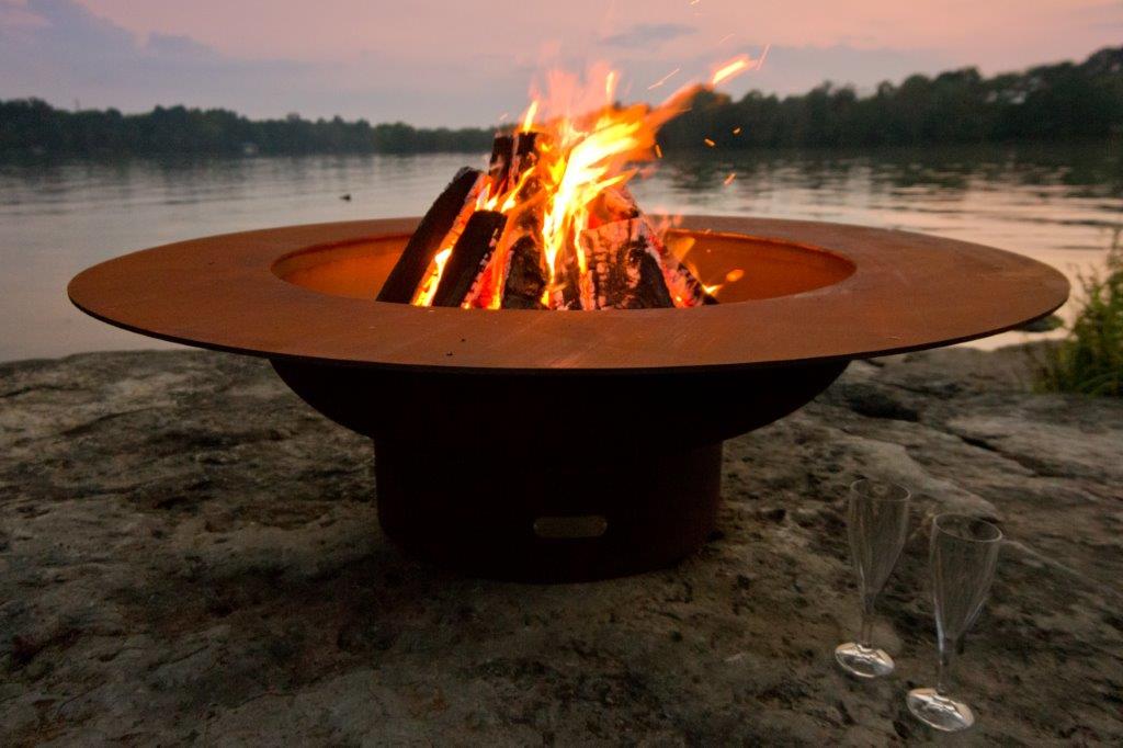 Fire Pit Art Magnum Fire Pit with Lid - Electronic Ignition