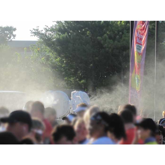 MistCooling 24 Inch Portable Sideline Misting Fan