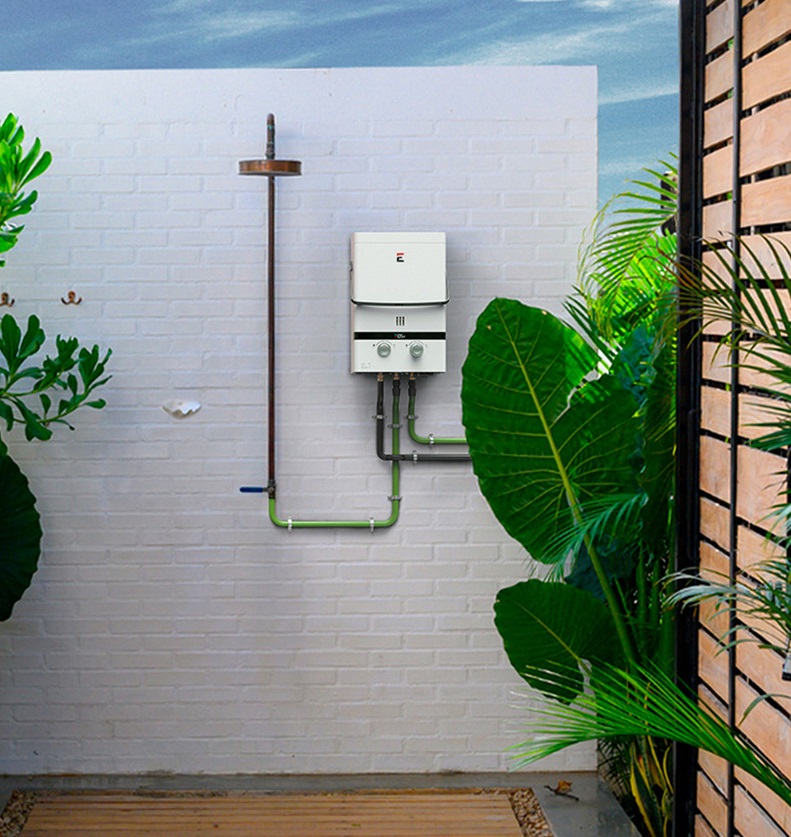 Eccotemp Luxe EL7 Tankless Propane Portable Water Heater - 1.85 GPM