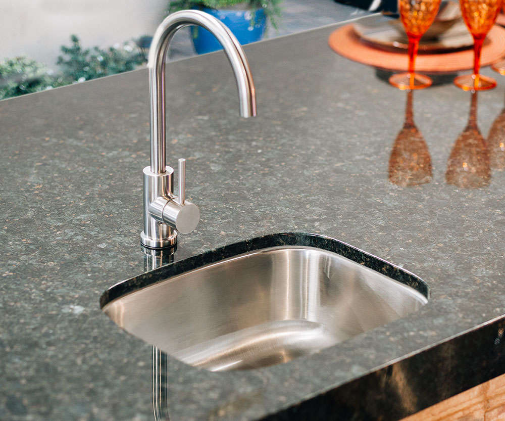 TrueFlame 15 Inch Undermount Outdoor Kitchen Sink
