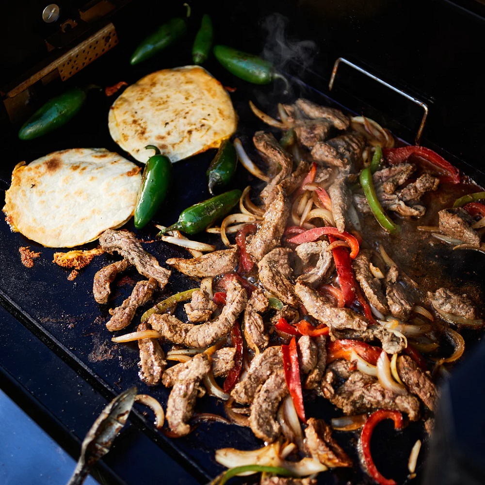 Masterbuilt Griddle for Gravity 1050 Grills