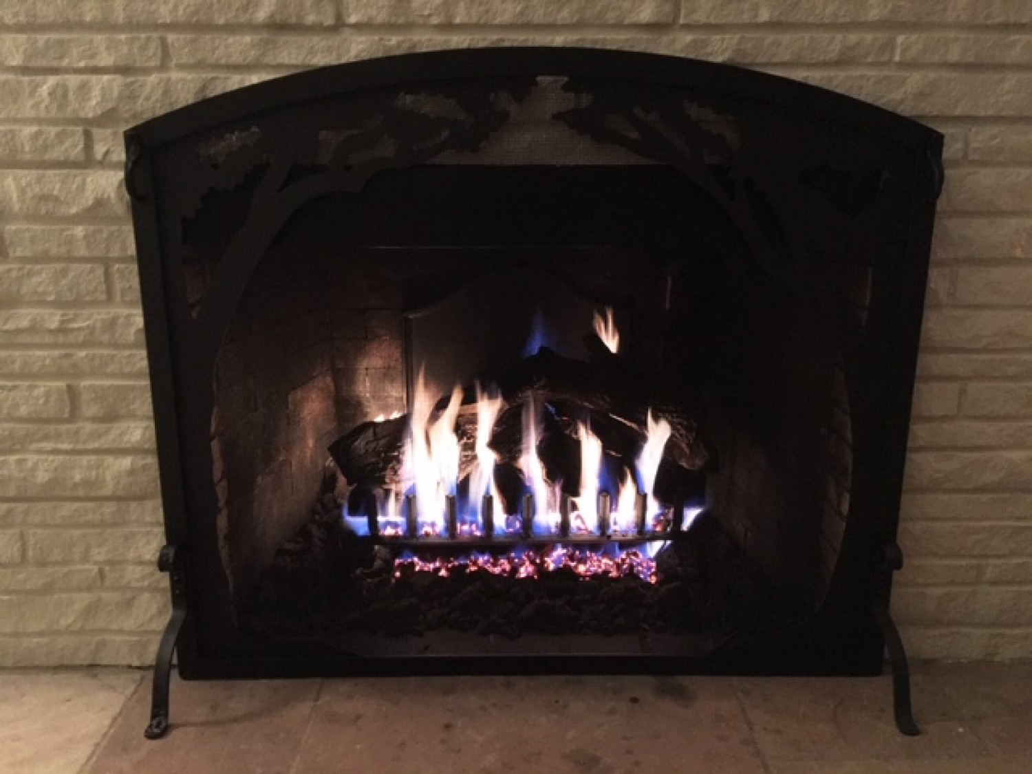 Pilgrim Grand Oak Fireplace Screen