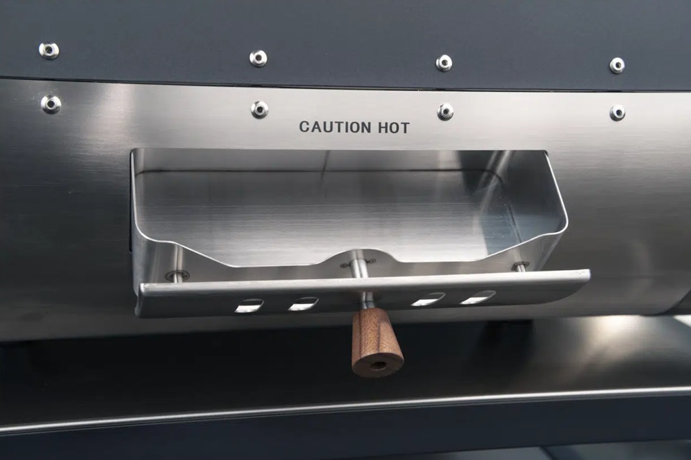 Bull Outdoors 29 Inch Dual Fuel Countertop Gas or Wood Pizza Oven