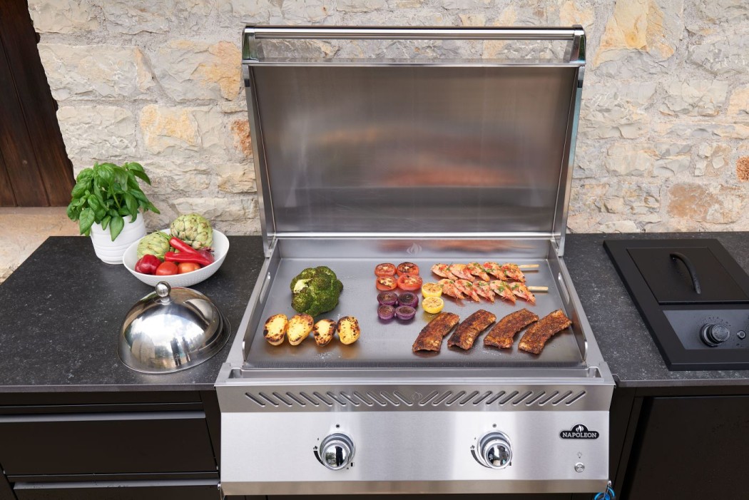 Napoleon Grills 32 Inch 700 Series Built-In Gas Griddle