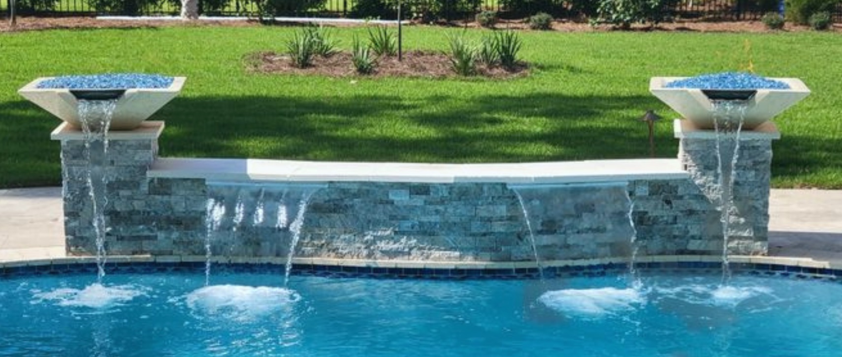 TessaRai 24 Inch Square Fire Bowl