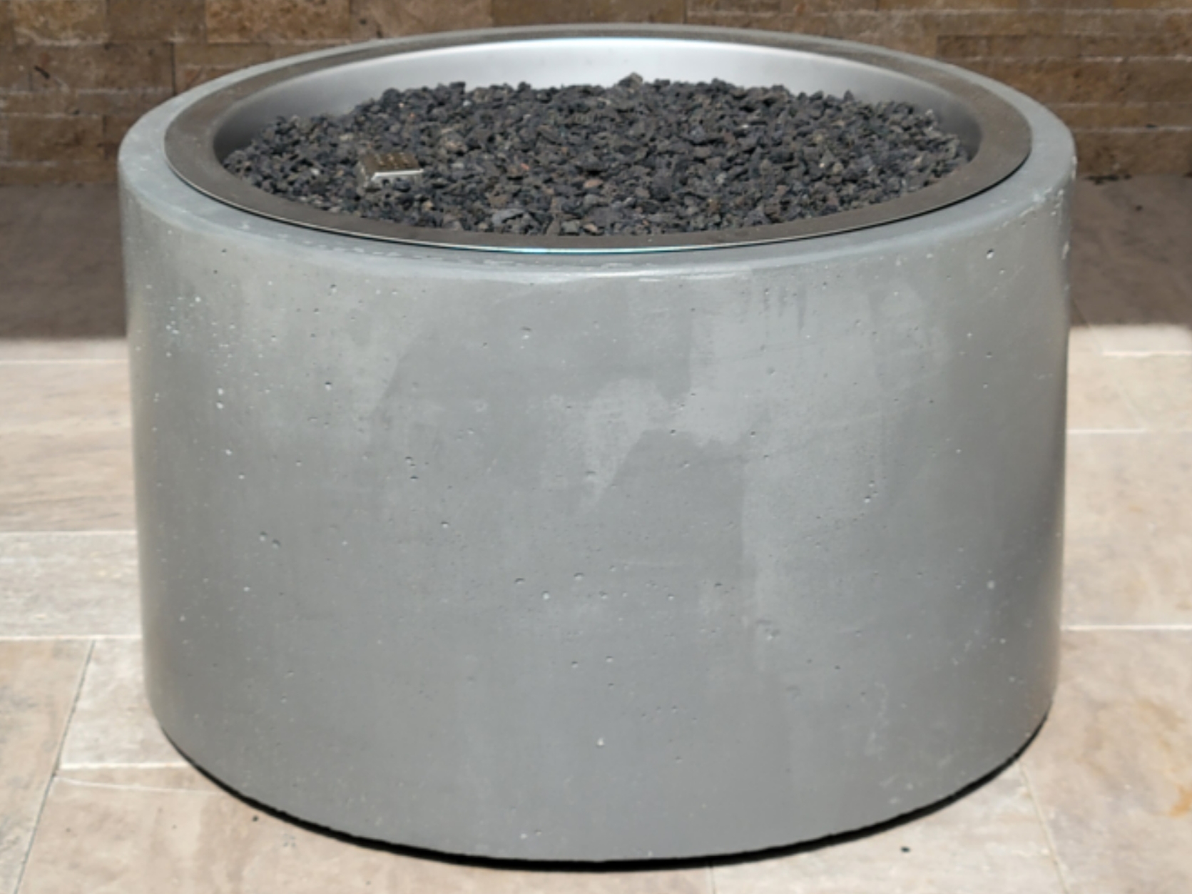 TessaRai Collection 34 Inch Round Two-Piece Propane Fire Table