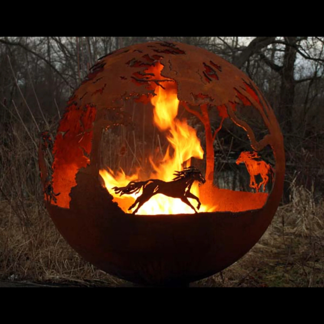 The Fire Pit Gallery 37 Inch Wildfire Sphere Fire Pit with Flat Steel Base