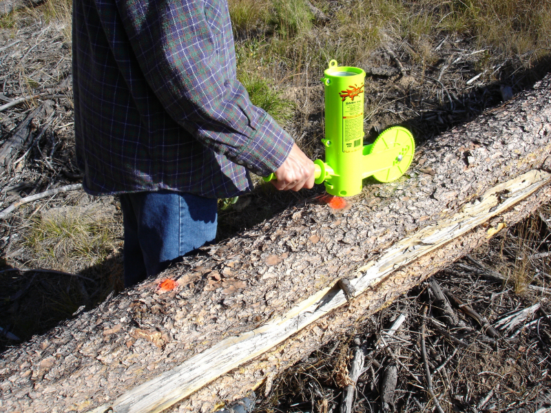 The Mingo Firewood Log Marker Tool