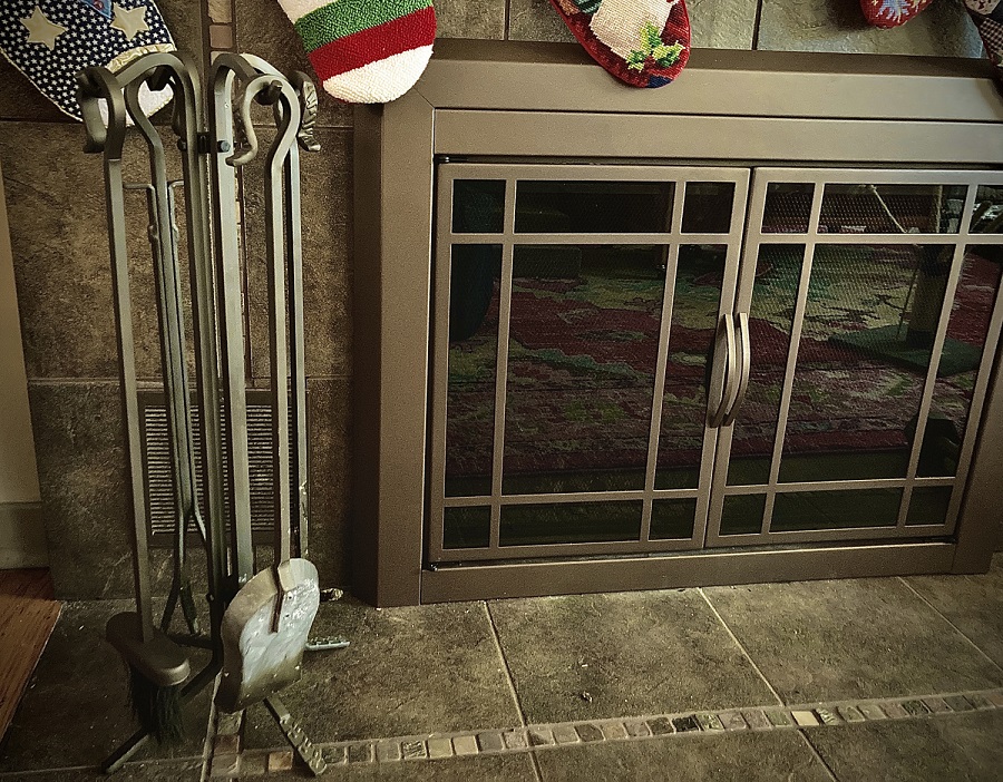 Uniflame Bronze Fireplace Tool Set with Crook Handles