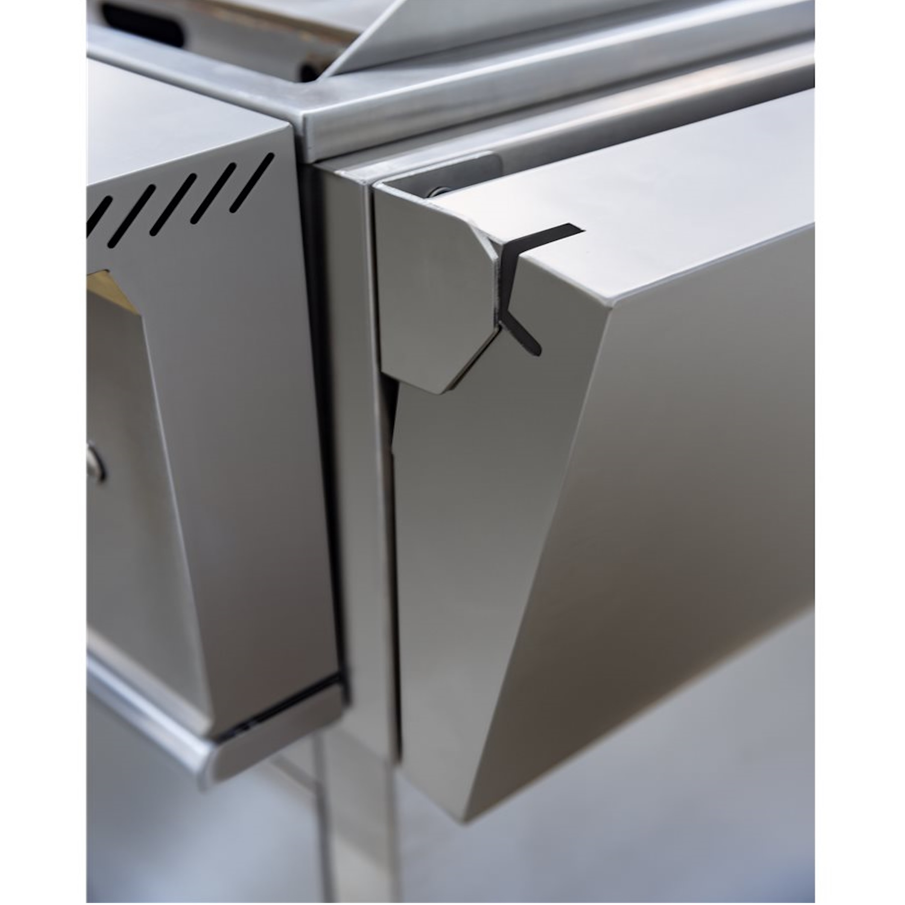 TrueFlame Deluxe Cart for 30 Inch Outdoor Griddle