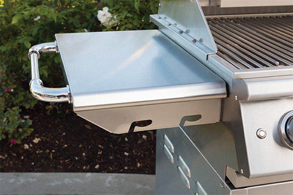Bull Outdoors 24 Inch Steer Stainless Steel Gas Grill with Cart