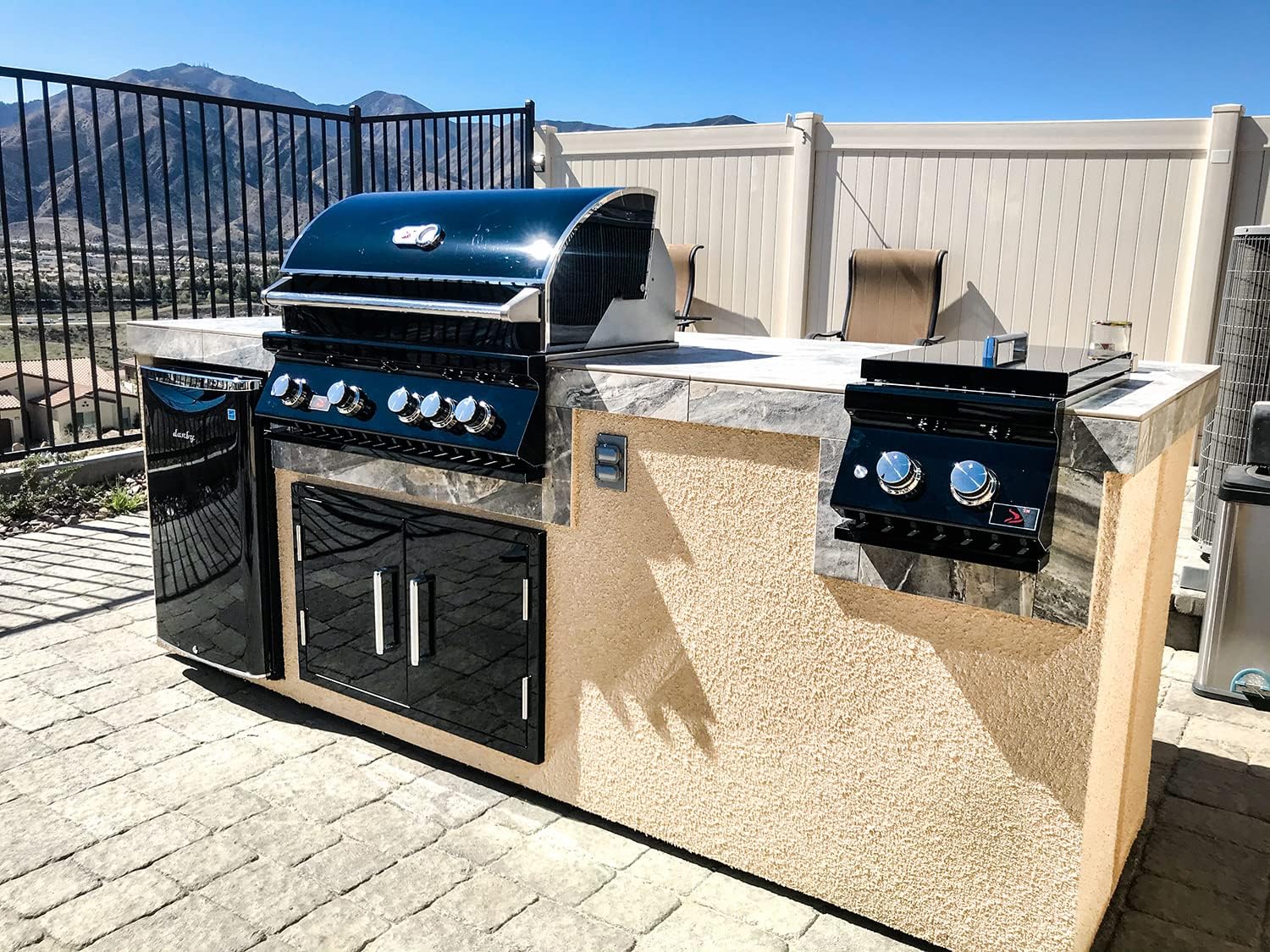 Whistler Grills Black Stainless Steel Double Door