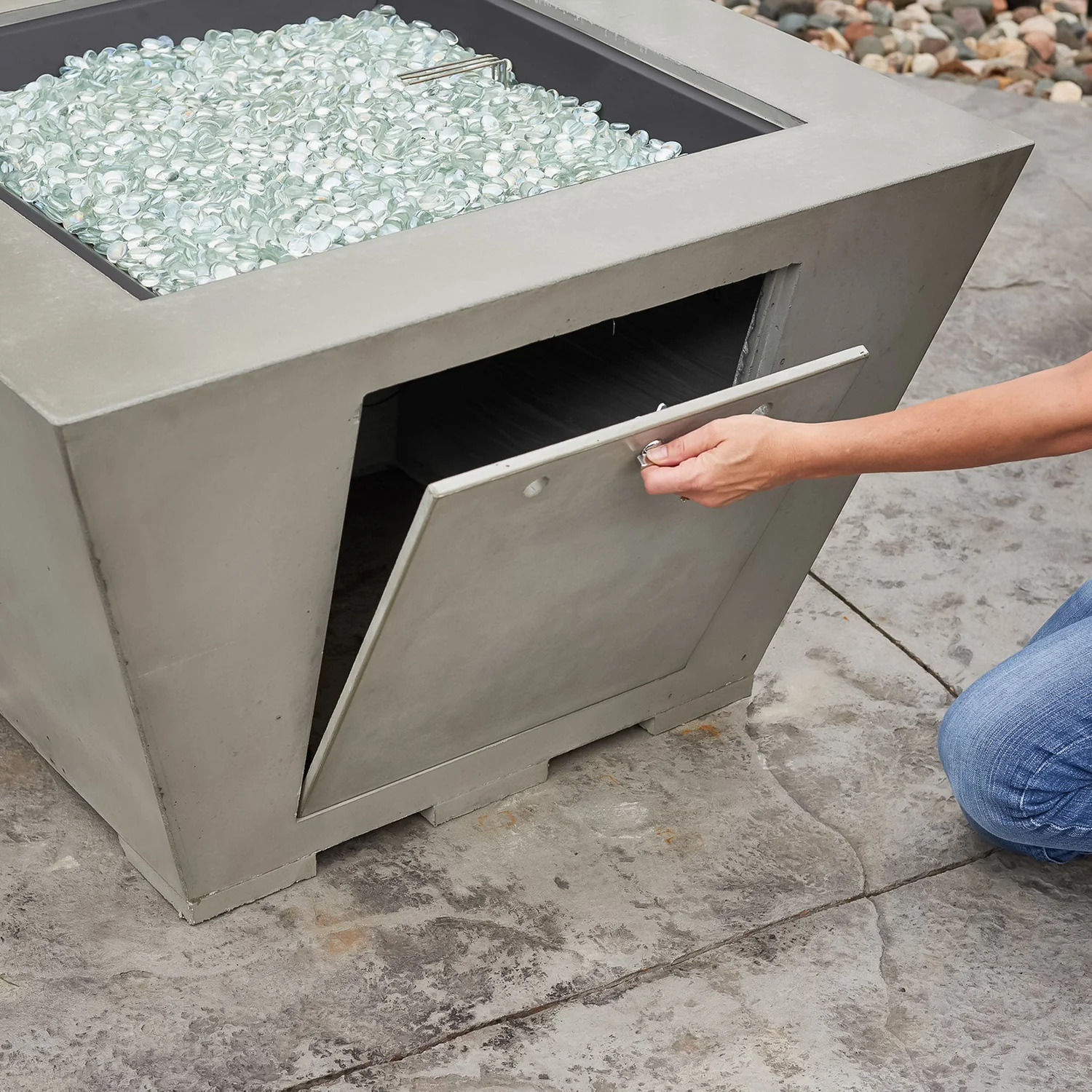 Outdoor Greatroom Company 38 Inch Cove Trapezoid Gas Fire Bowl - DSI