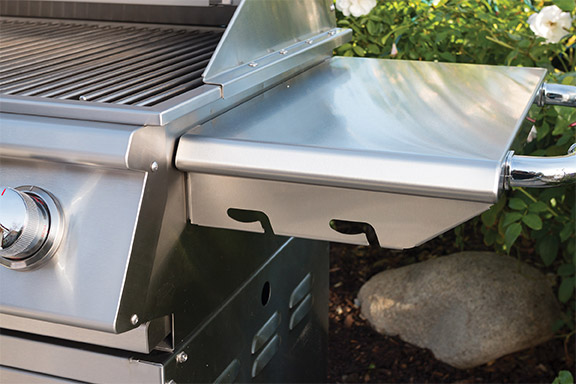 Bull Outdoors 24 Inch Steer Stainless Steel Gas Grill with Cart