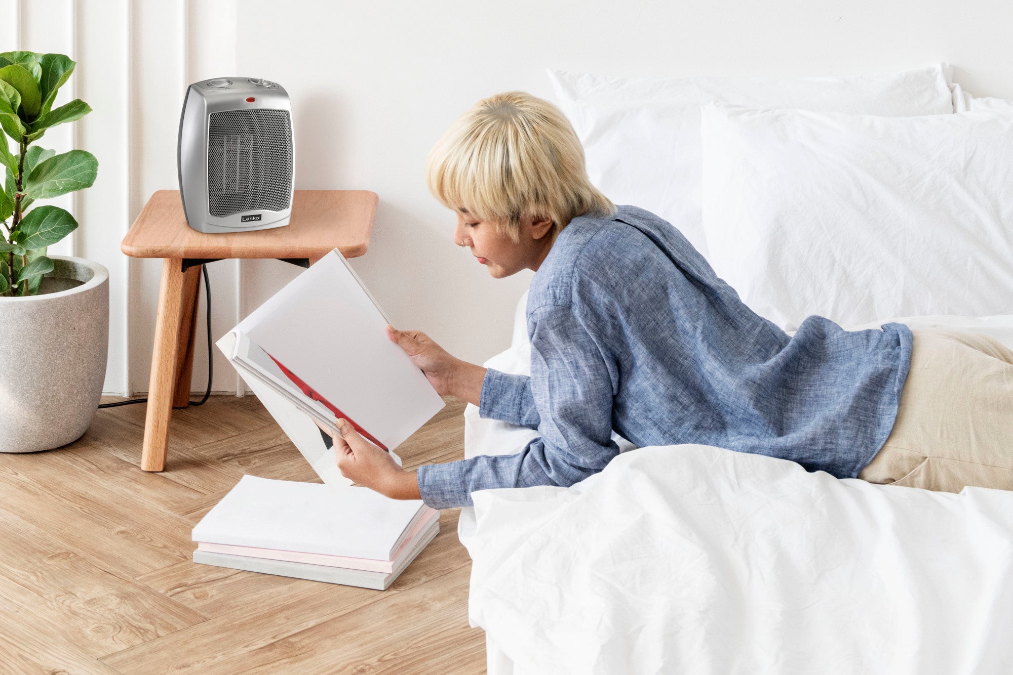 Lasko 10 Inch 754200 Personal Ceramic Electric Space Heater