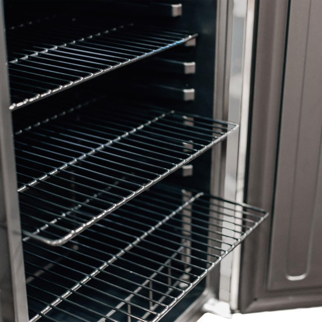 Summerset 22 Inch Deluxe Stainless Steel Outdoor Refrigerator
