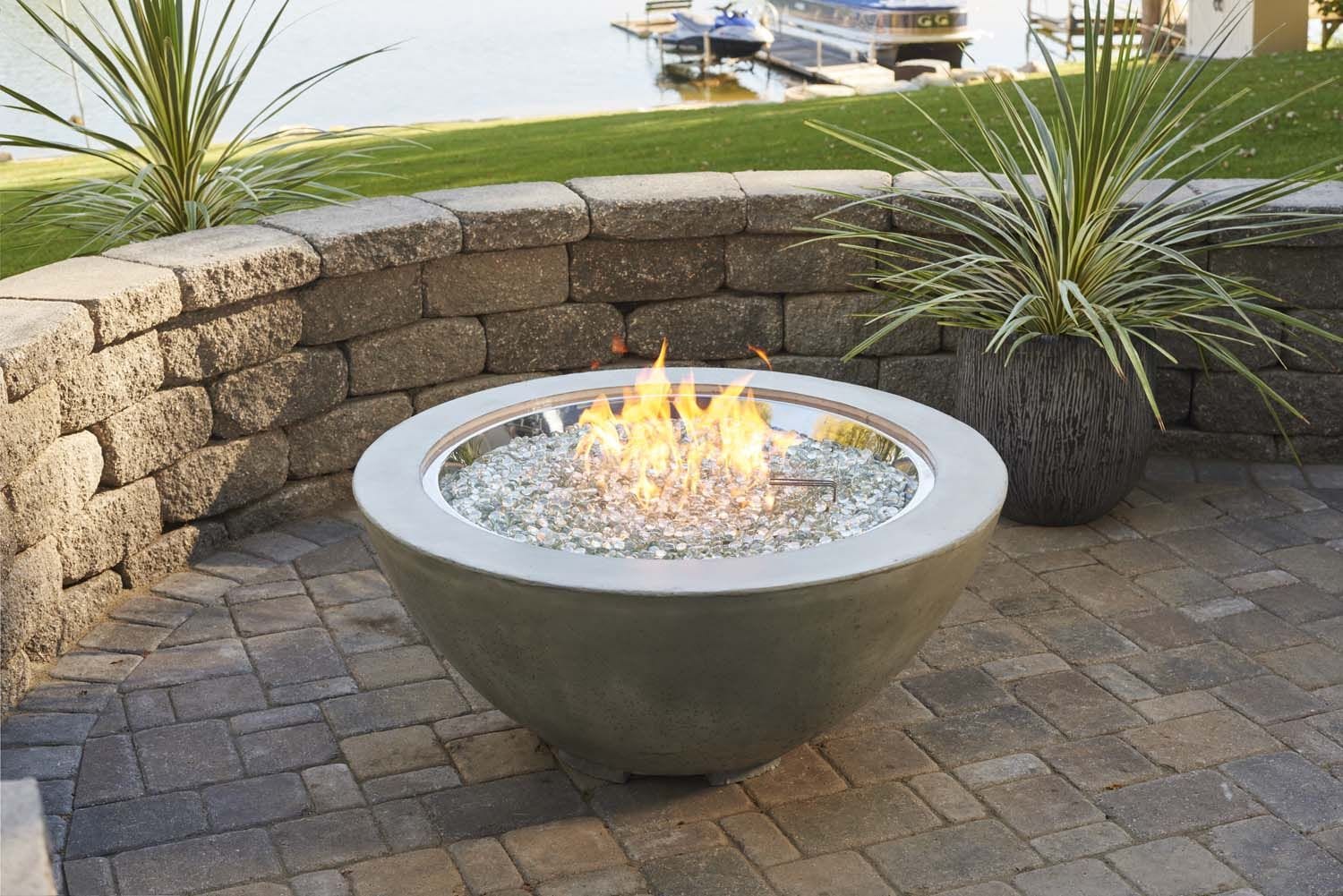 Outdoor Greatroom Company 42 Inch Cove Round Gas Fire Pit - DSI