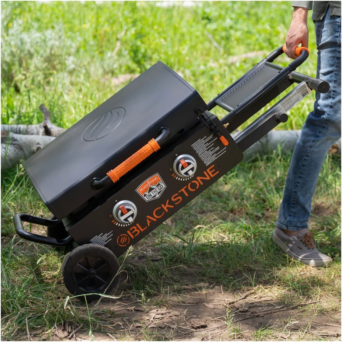 Blackstone 22 Inch SIngle Side Shelf Propane Griddle with FlexFold Legs and Omnivore Technology
