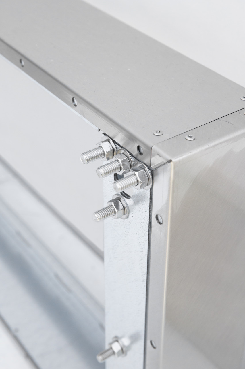 American Made Grills 8 Inch Spacer Bracket for SSVH-60 Vent Hoods