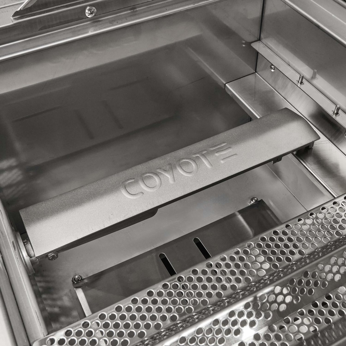 Coyote Outdoor Living 50 Inch Built-In Hybrid Grill