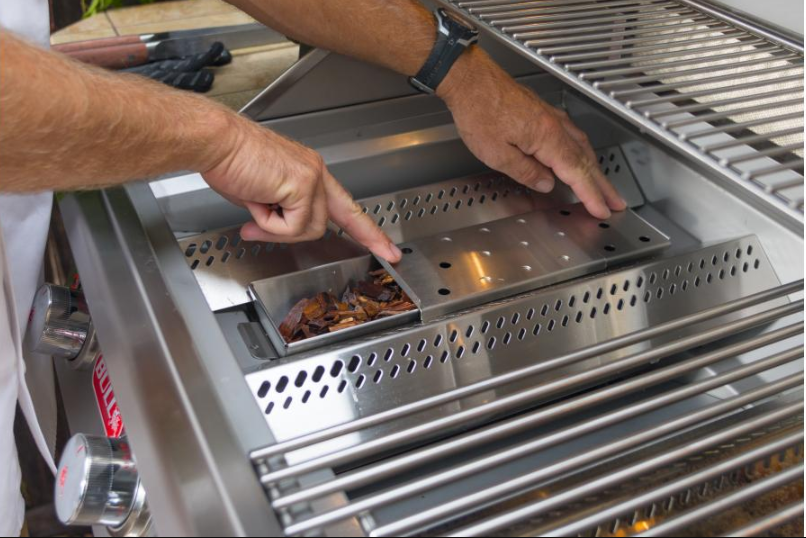 Bull Outdoors EZ Fill Smoker Box for Gas Grills