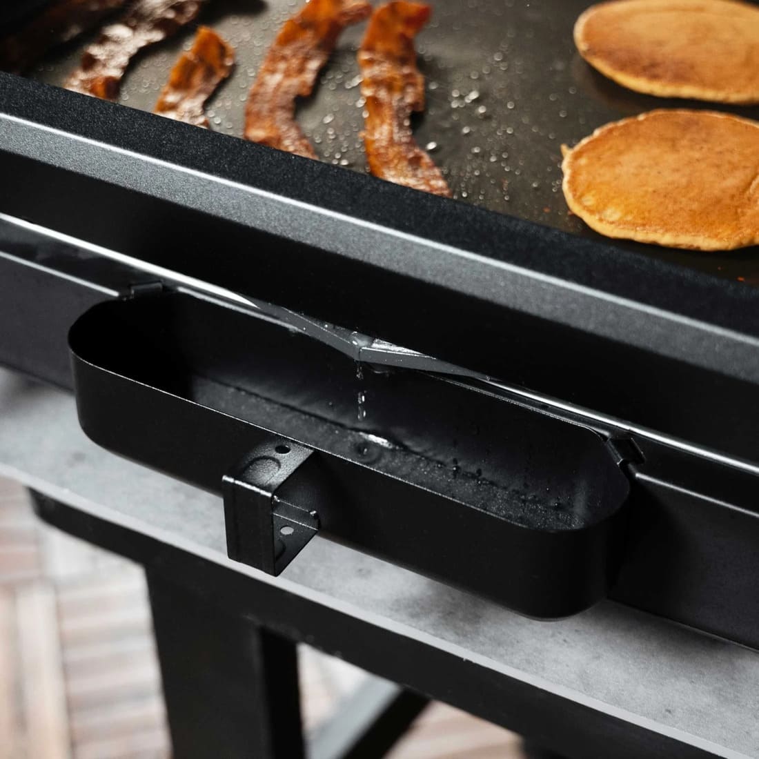 Blackstone 22 Inch Electric Tabletop Griddle