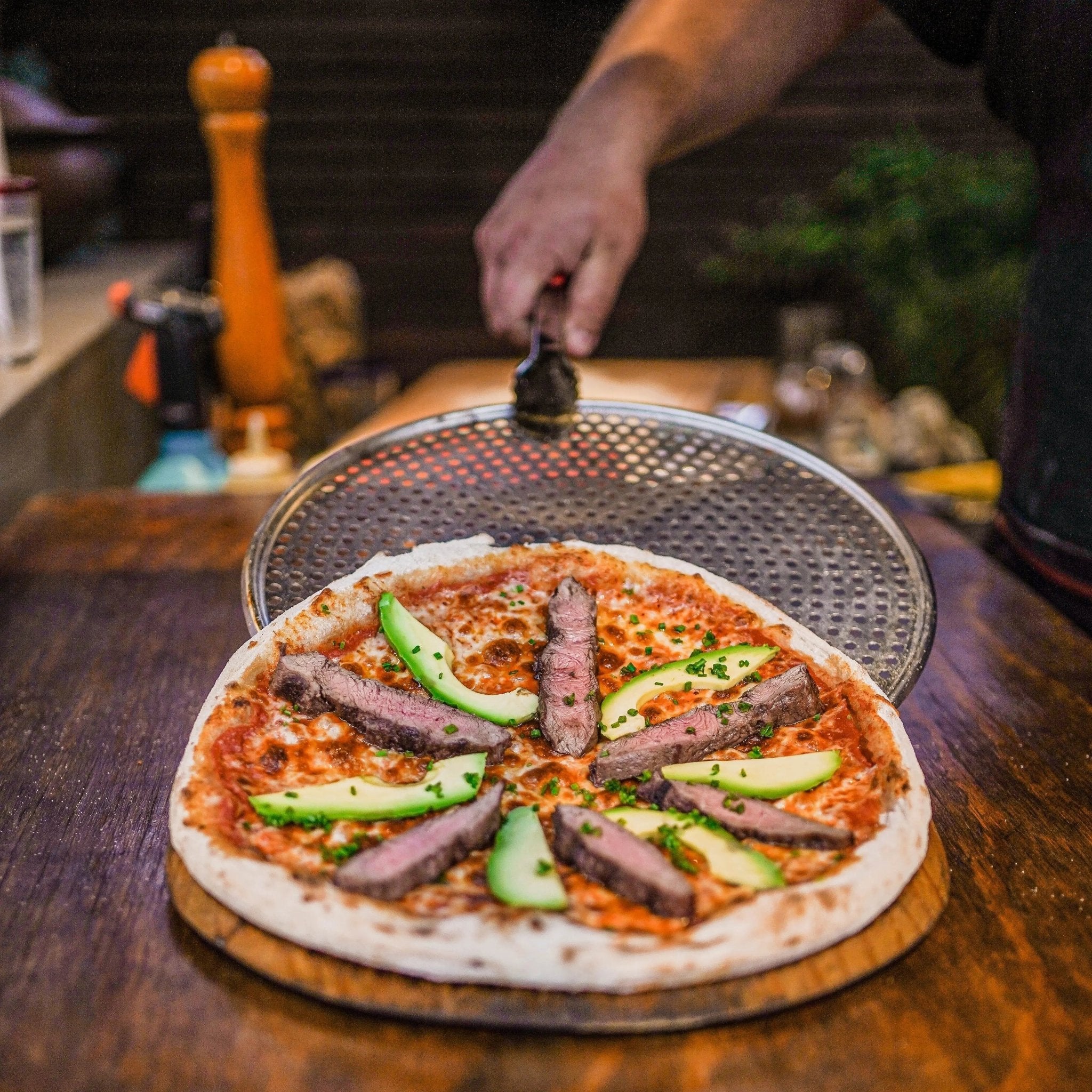 Keveri 12 Inch Pizza Pan Set