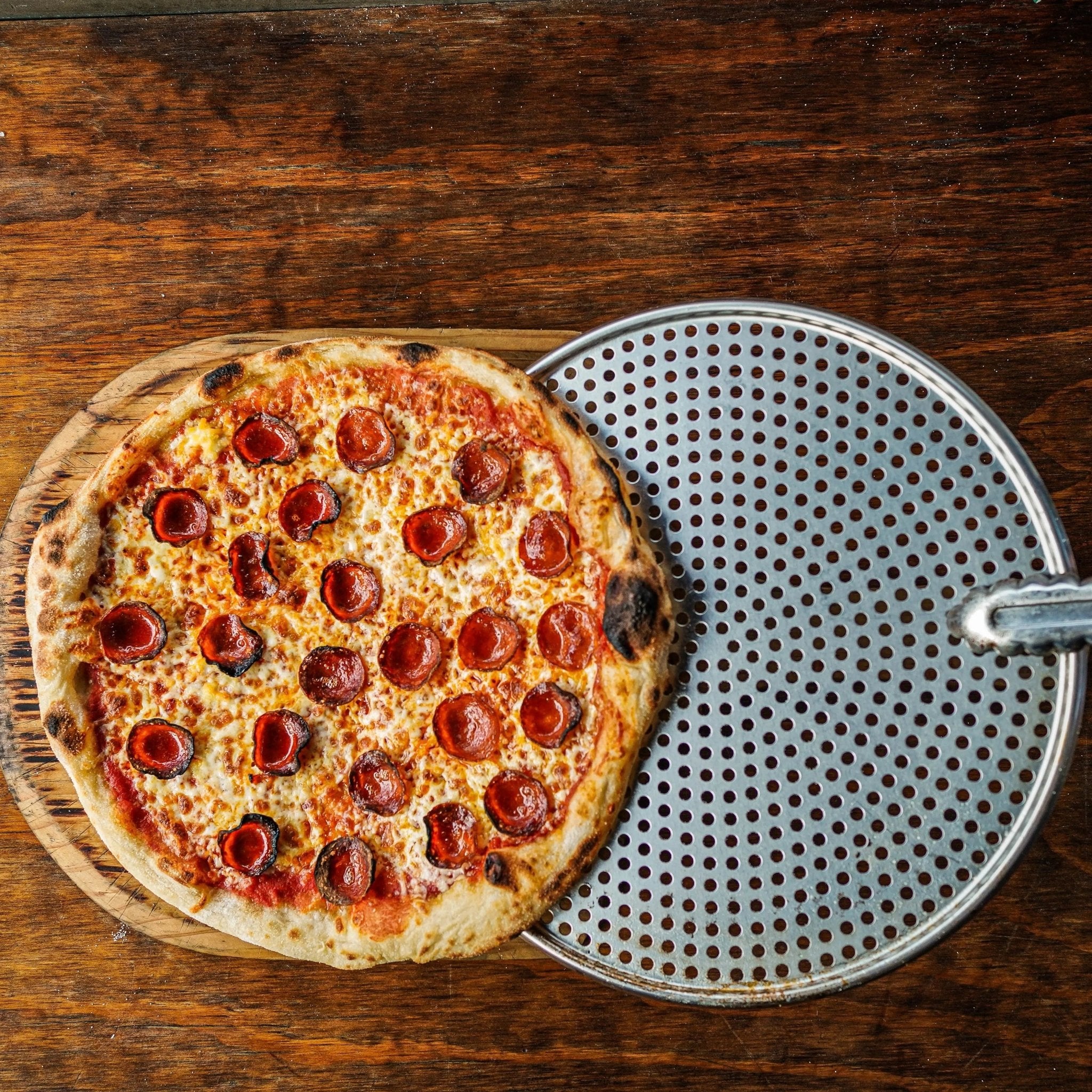 Keveri 12 Inch Pizza Pan Set