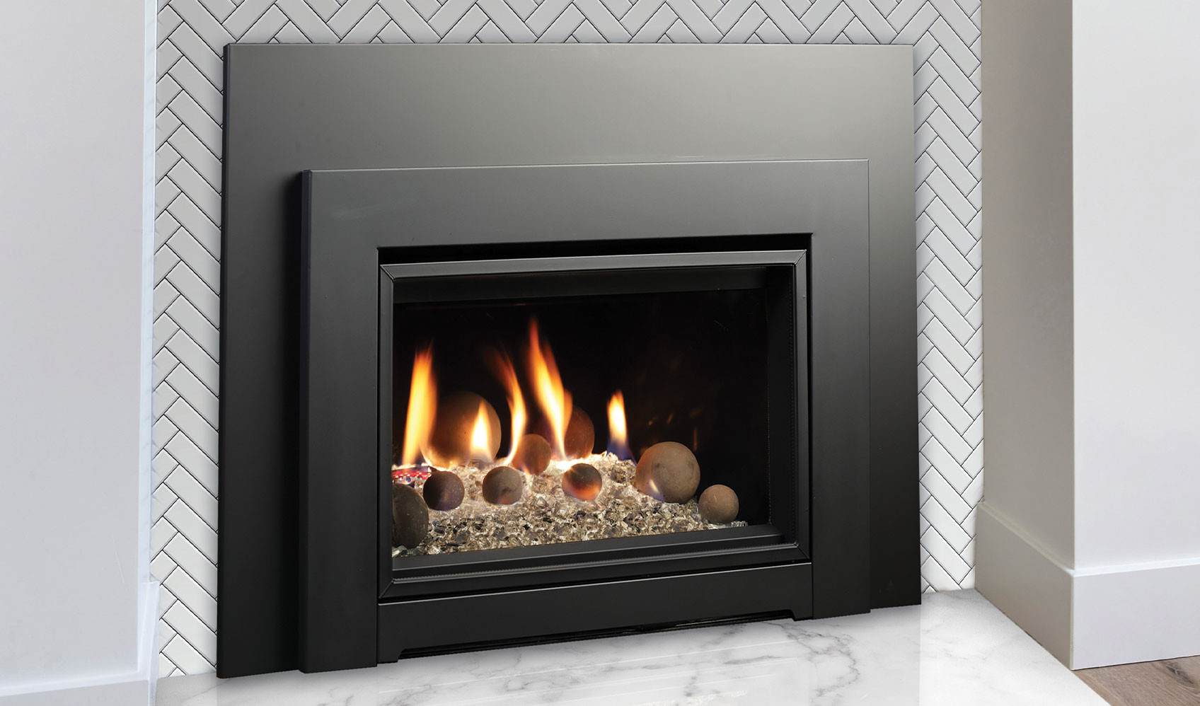 Kingsman 24 Inch IDV24 Direct Vent Natural Gas Fireplace Insert
