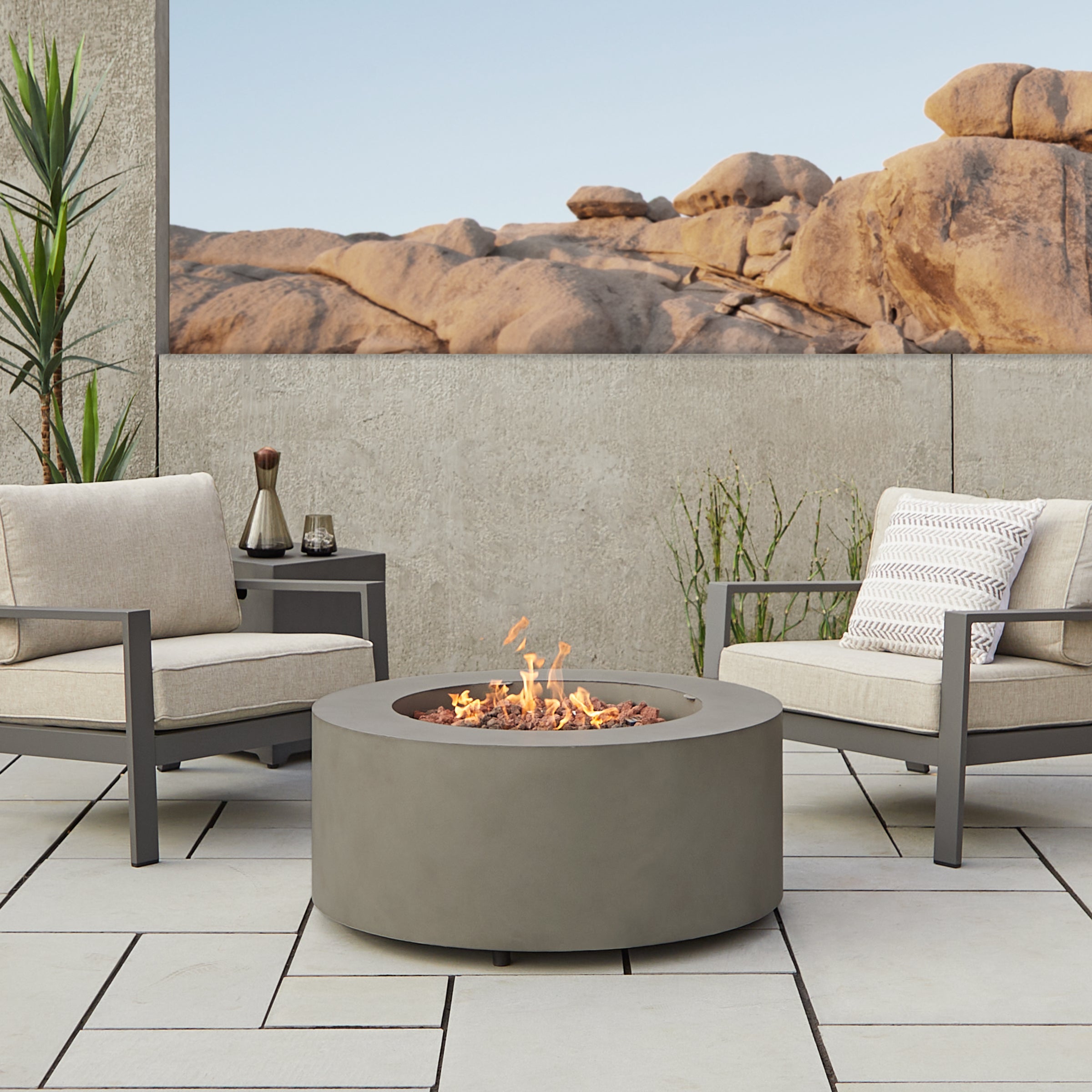 Real Flame 36 Inch Aegean Round Propane Fire Table