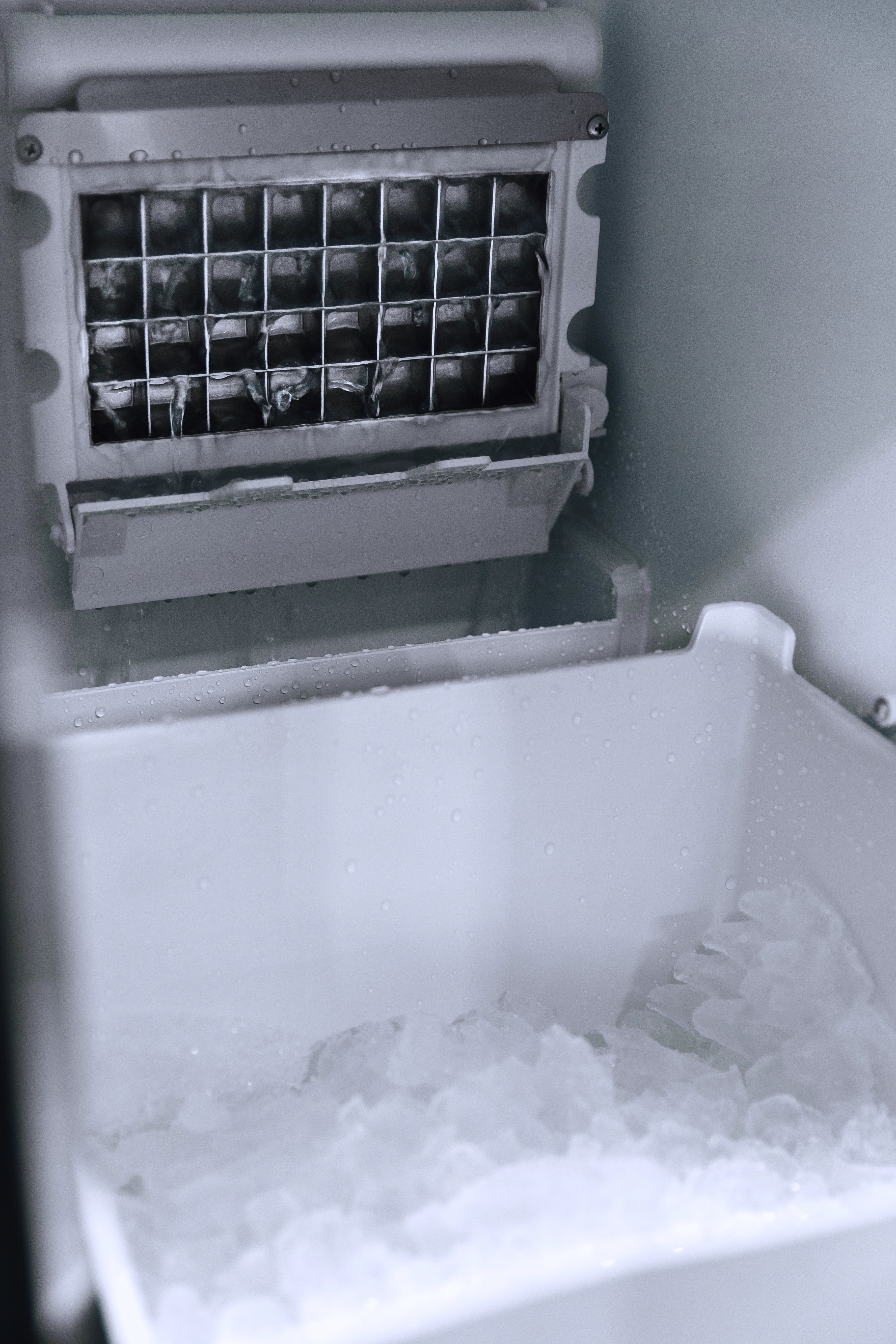 Summerset 15 Inch Outdoor Rated Ice Maker