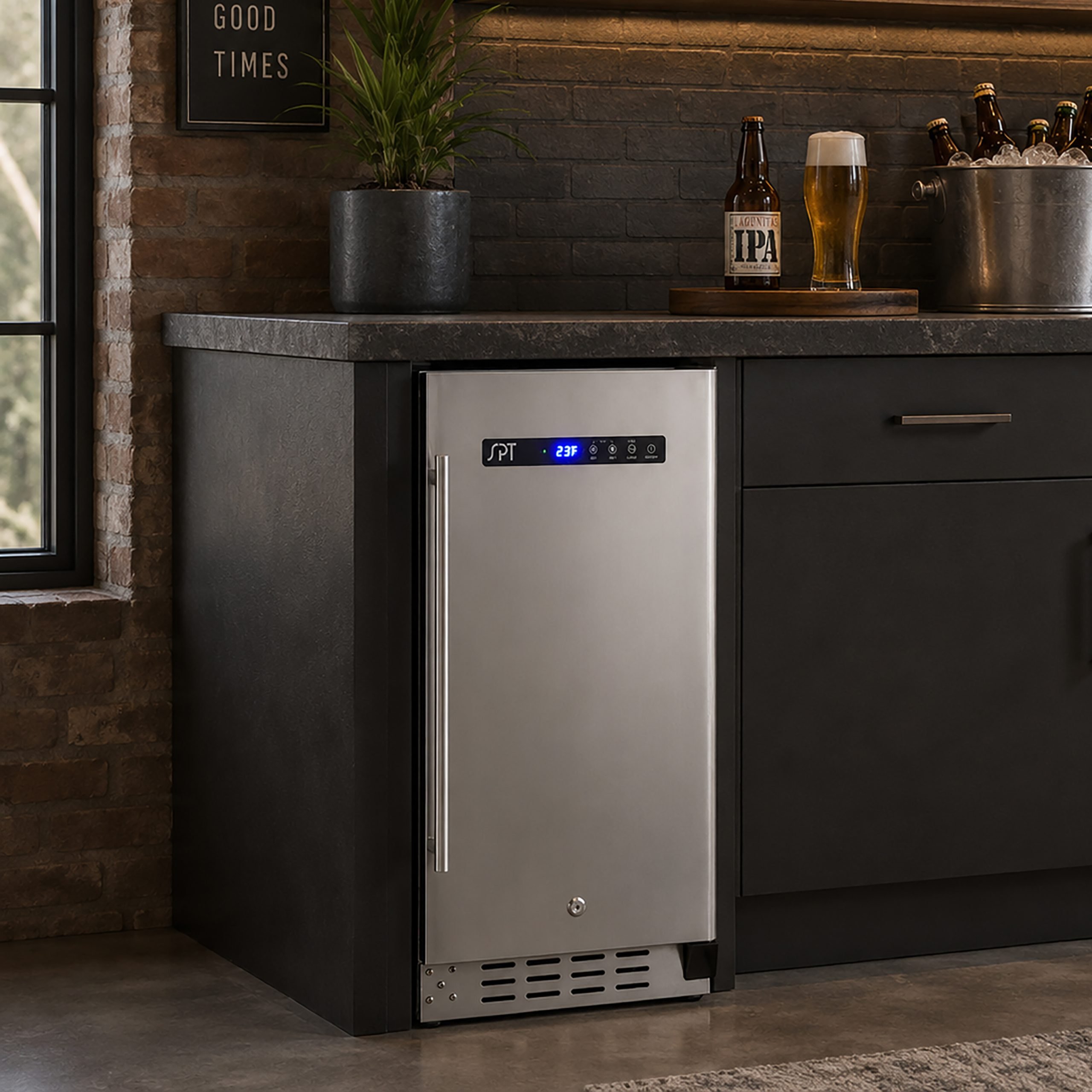 Sunpentown 2.9 Cubic Feet Stainless Steel Under-Counter Beer Froster