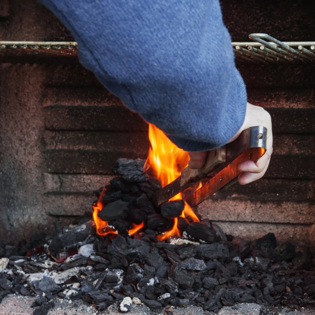 Tips For Grilling With Charcoal In The Winter