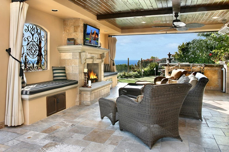 A Guide to Outdoor Fireplaces
