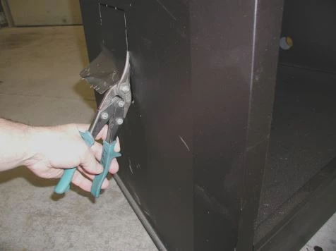 Gas firebox knockout wall