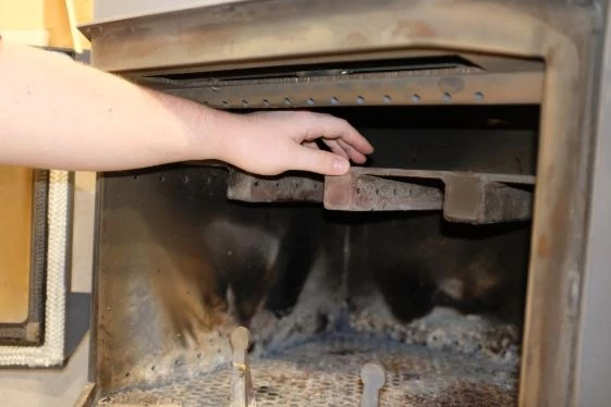 Air injection tubes on a wood stove